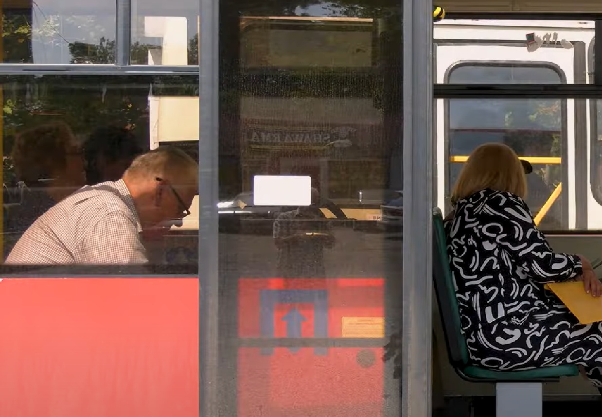 Новий графік руху транспорту в Чернівцях: містянам зробили важливе оголошення