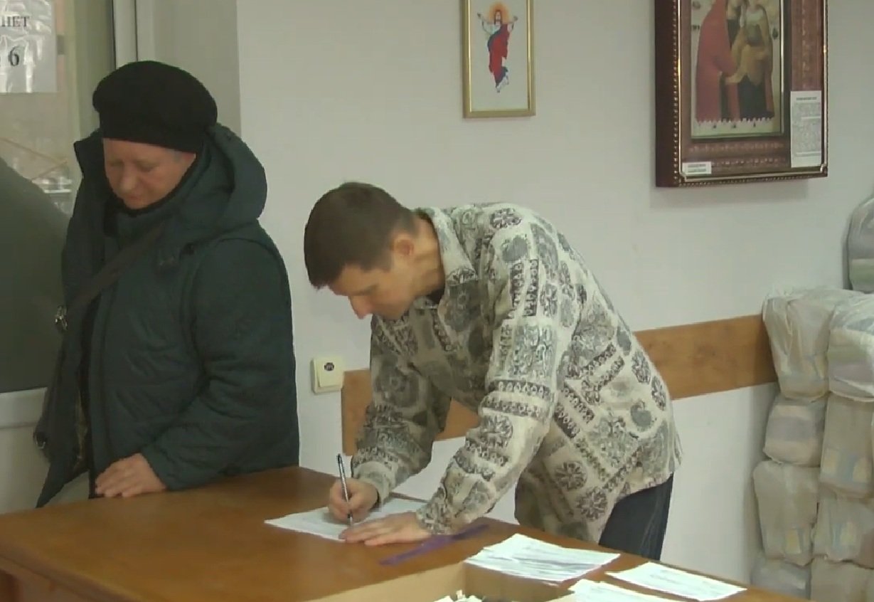 Гуманітарна допомога для пенсіонерів у Дніпропетровській області: що можуть отримати українці на зимовий період