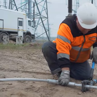 Графіки відключення світла у Дніпропетровській області на 4 грудня: де знеструмлять вулиці на багато годин